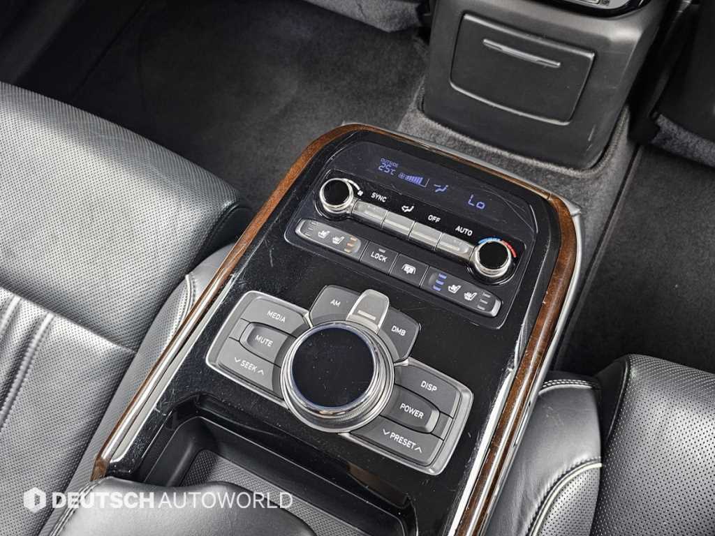 Genesis EQ900 — photo 16