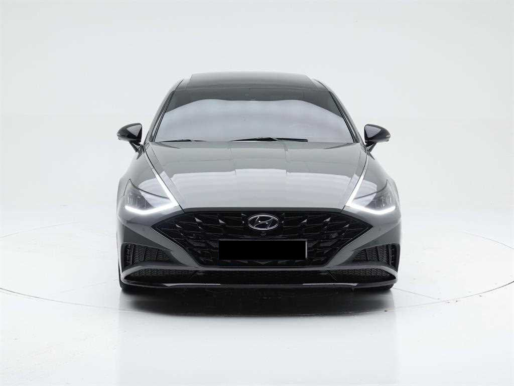 Hyundai Sonata — photo 02