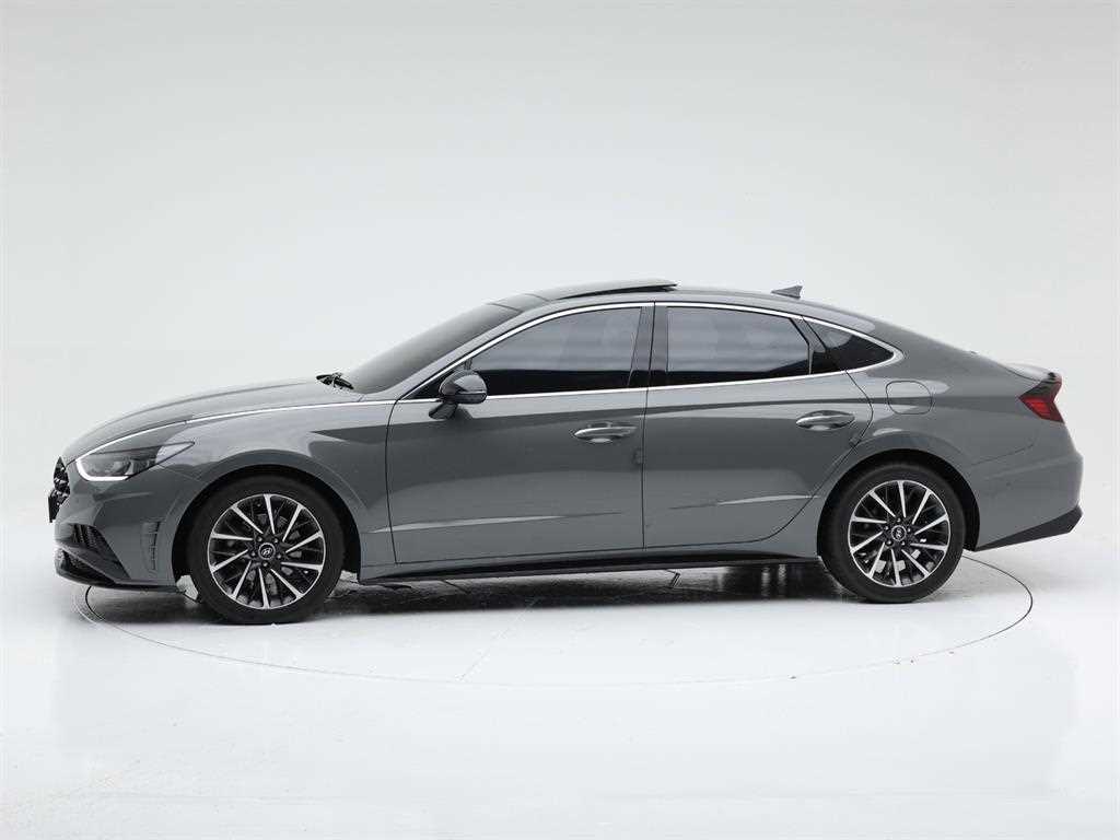 Hyundai Sonata — photo 03