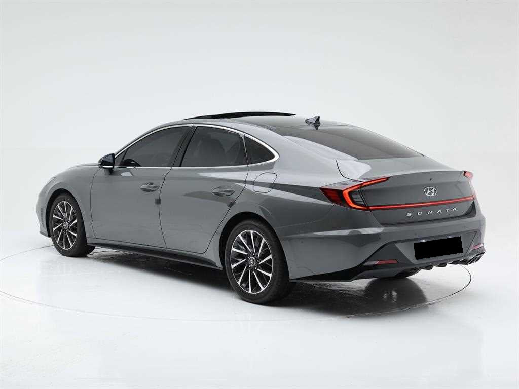Hyundai Sonata — photo 04