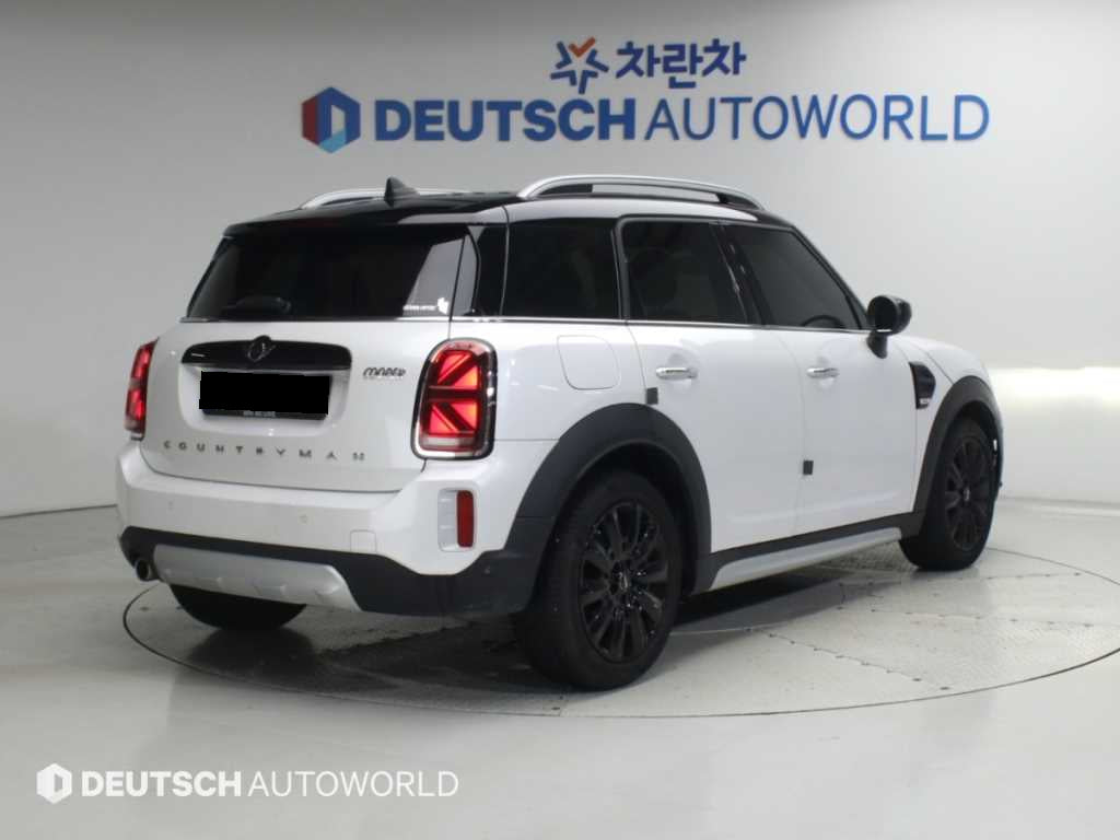 Mini Countryman — photo 02