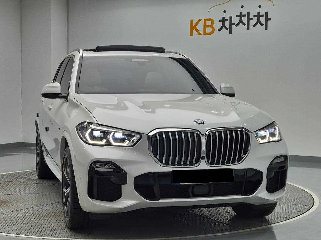 BMW X5 — photo 04