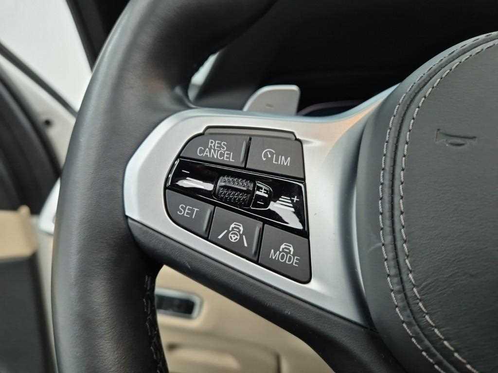BMW X5 — photo 16