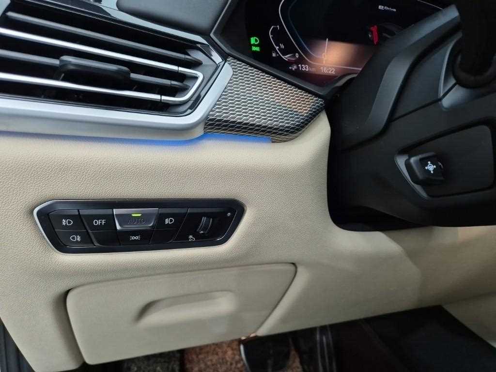 BMW X5 — photo 18