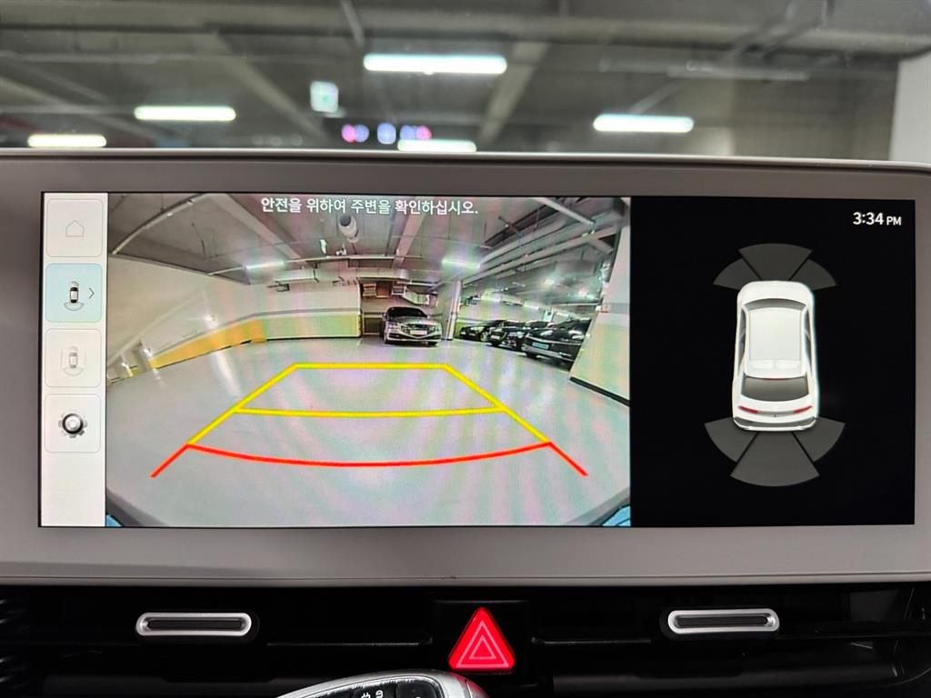 Hyundai Ioniq5 — photo 13