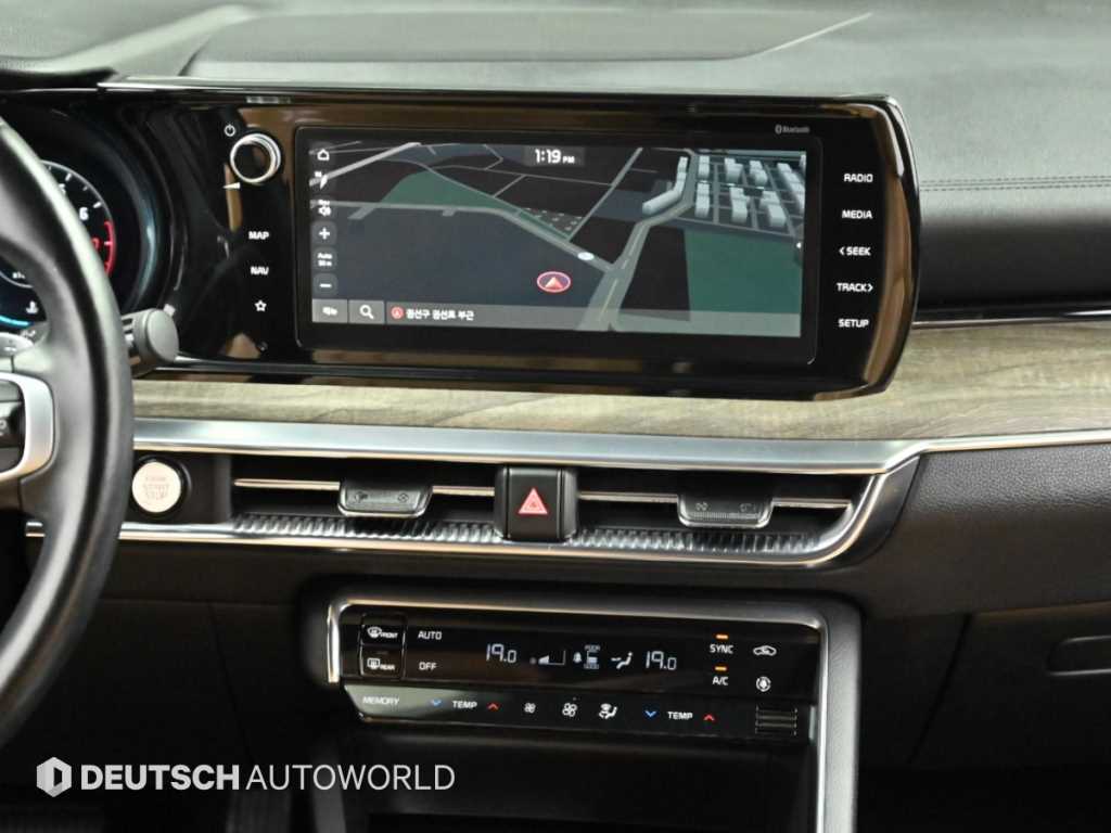 Kia K5 — photo 14