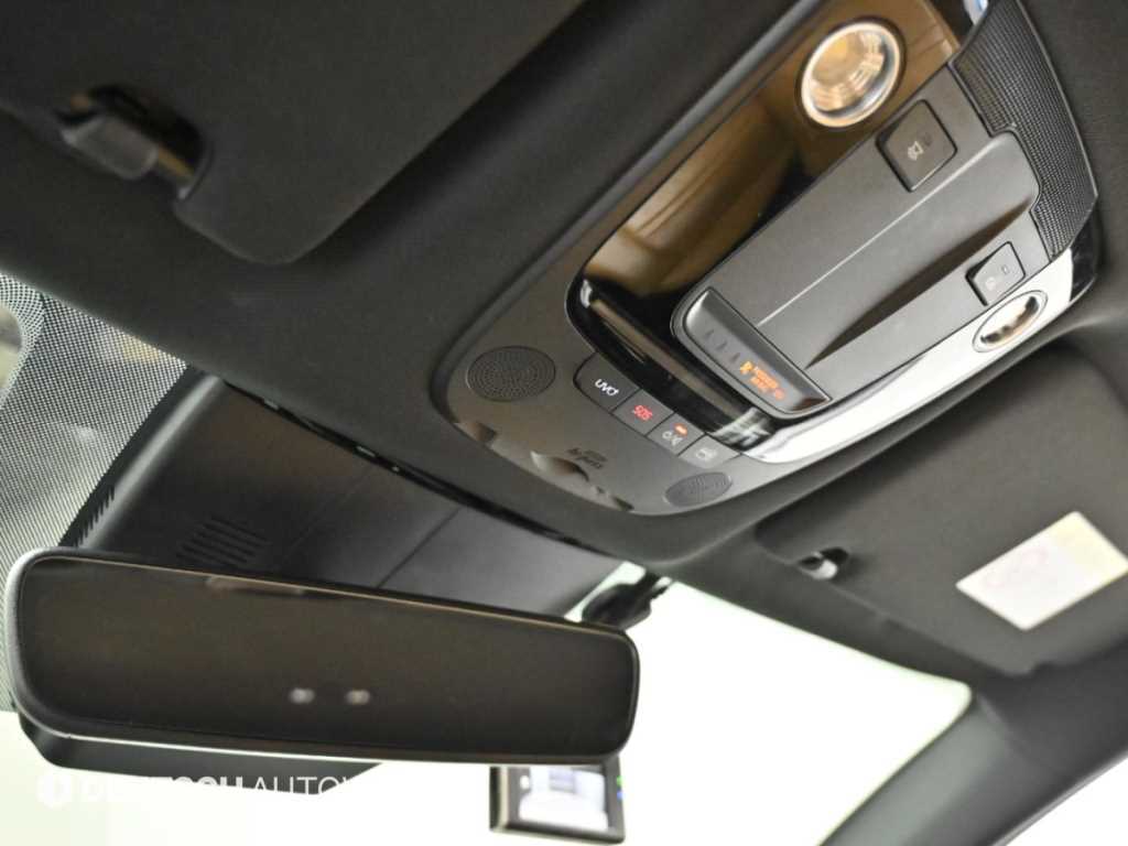 Kia K5 — photo 19