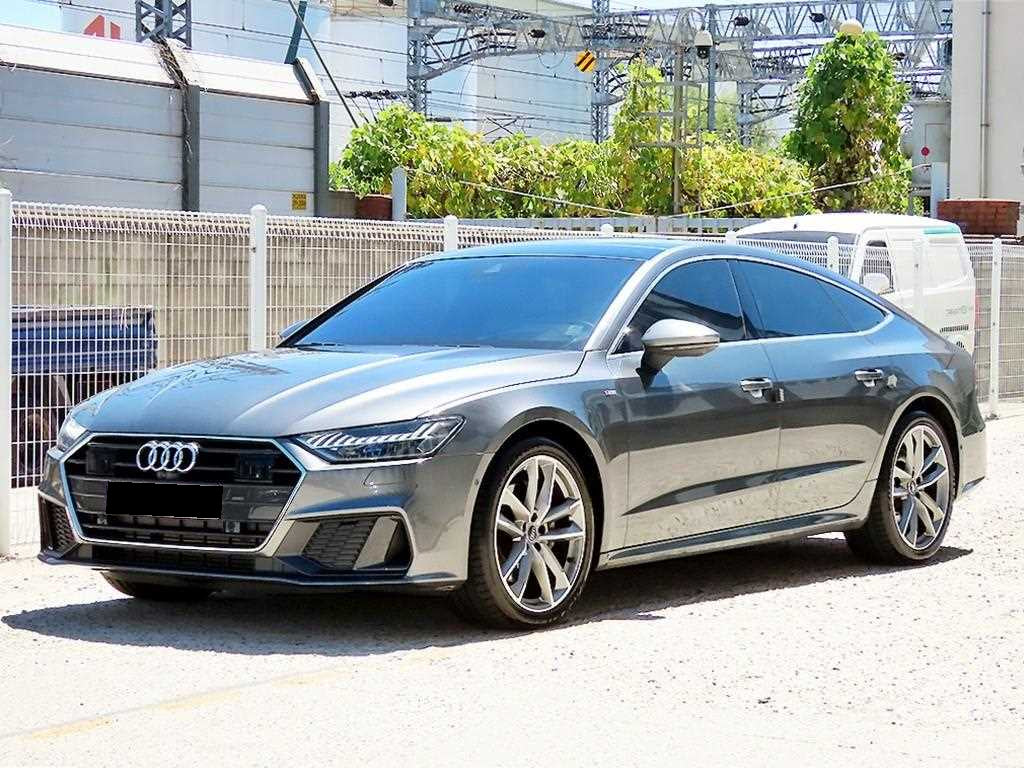 Audi A7 — photo 02