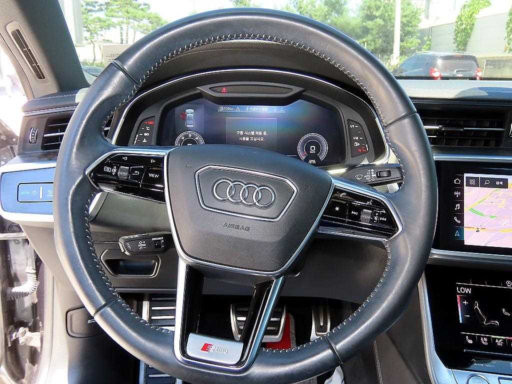 Audi A7 — photo 08