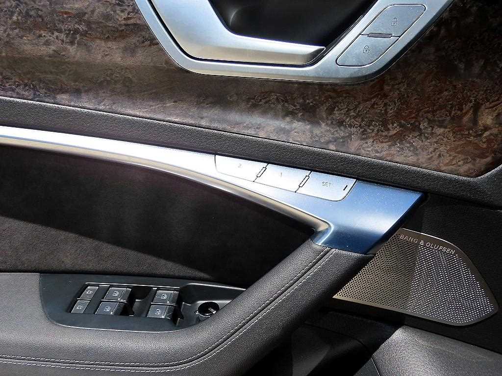 Audi A7 — photo 12