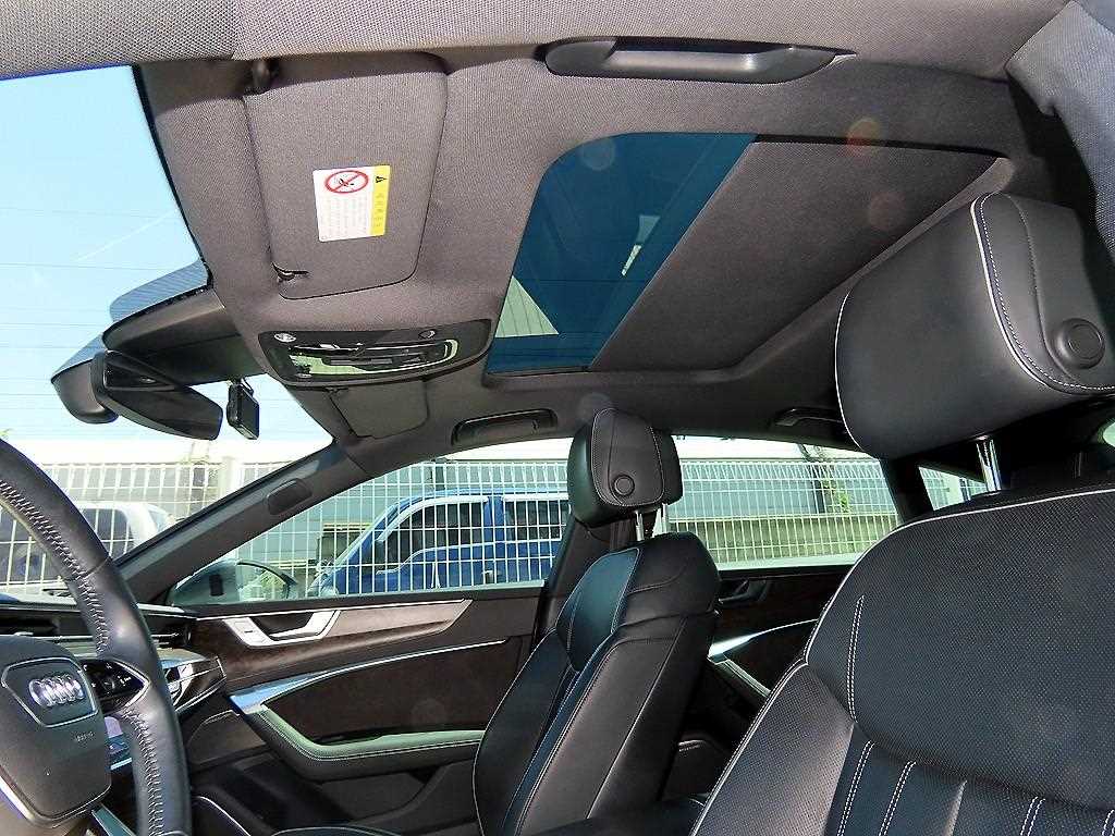 Audi A7 — photo 16