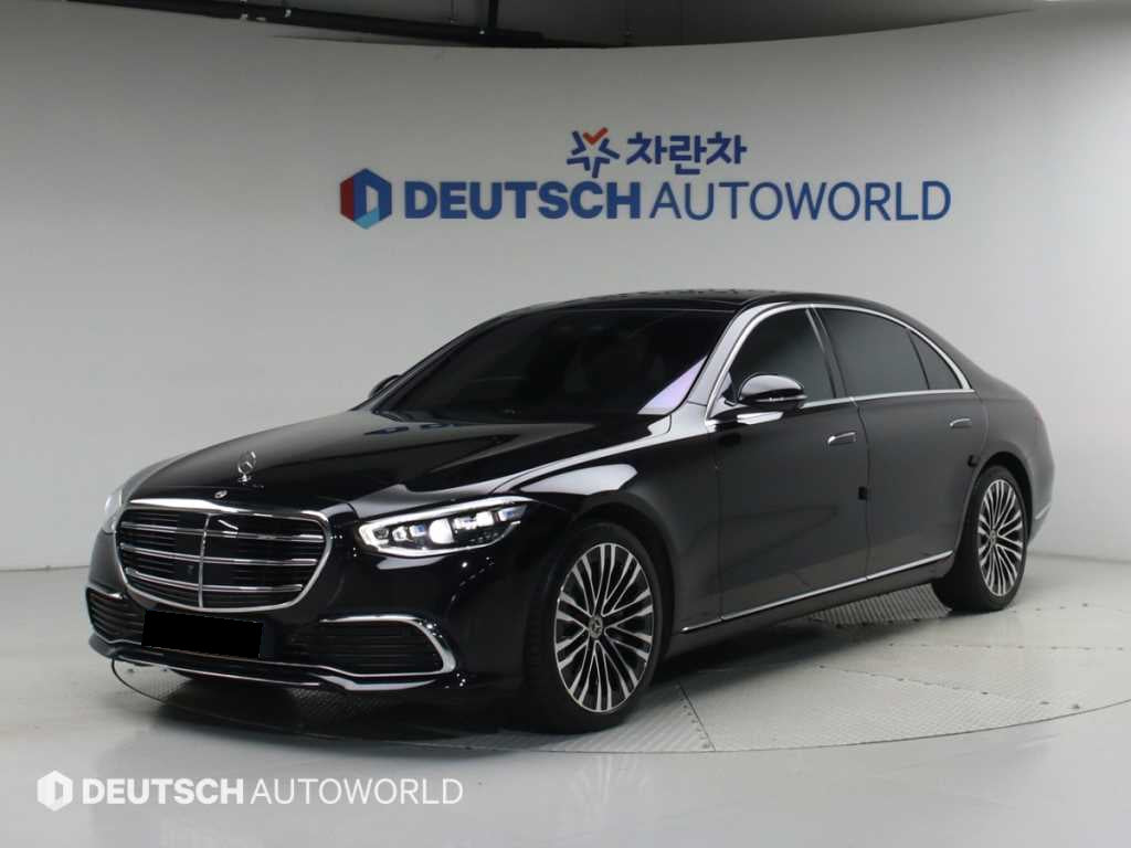 Mercedes-Benz S-Class — photo 01