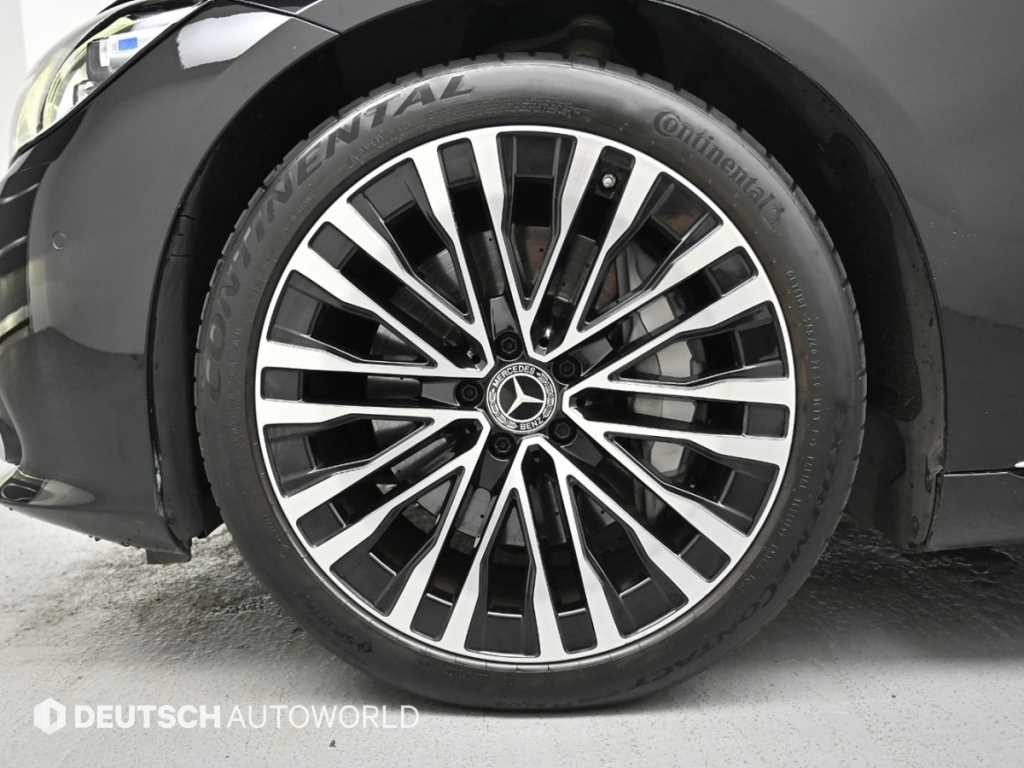 Mercedes-Benz S-Class — photo 05