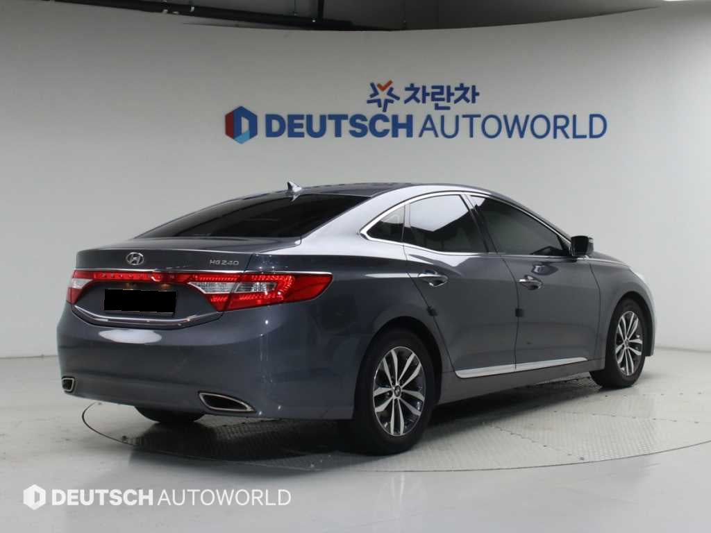Hyundai Grandeur — photo 02