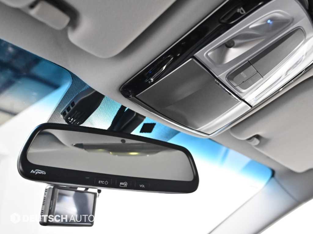 Hyundai Grandeur — photo 18