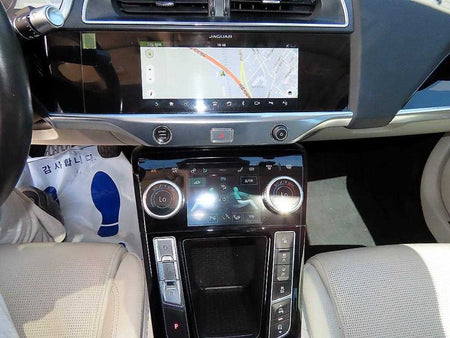 Jaguar I-PACE — photo 14
