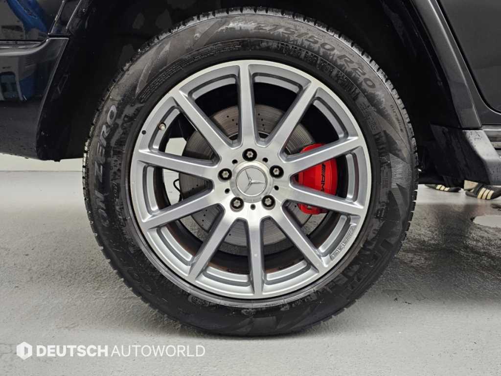 Mercedes-Benz G-Class — photo 06