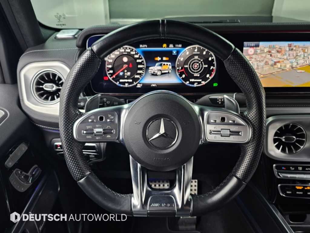 Mercedes-Benz G-Class — photo 13