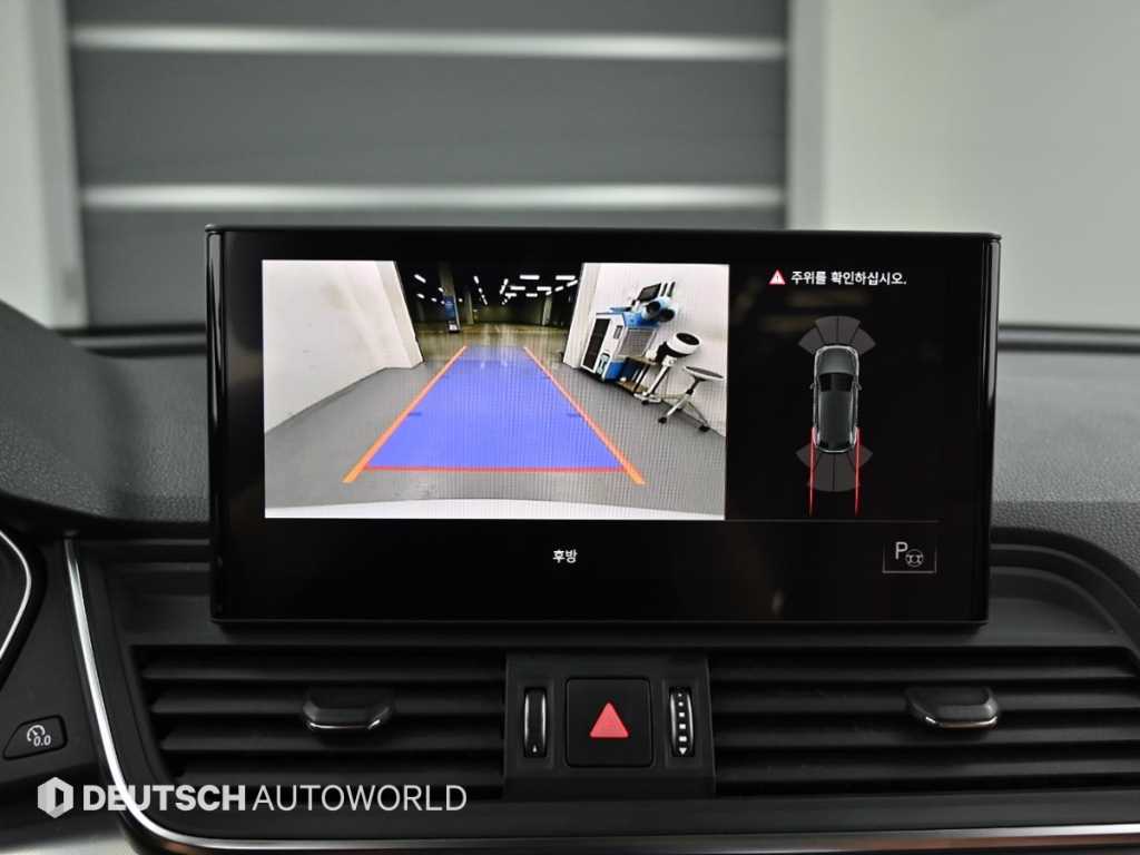 Audi Q5 — photo 15