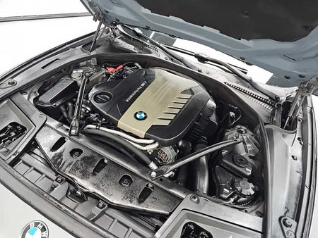 BMW 5-Series — photo 05