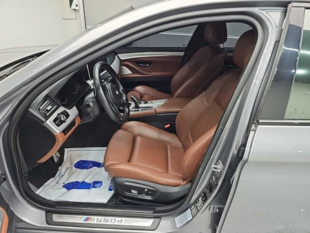 BMW 5-Series — photo 11