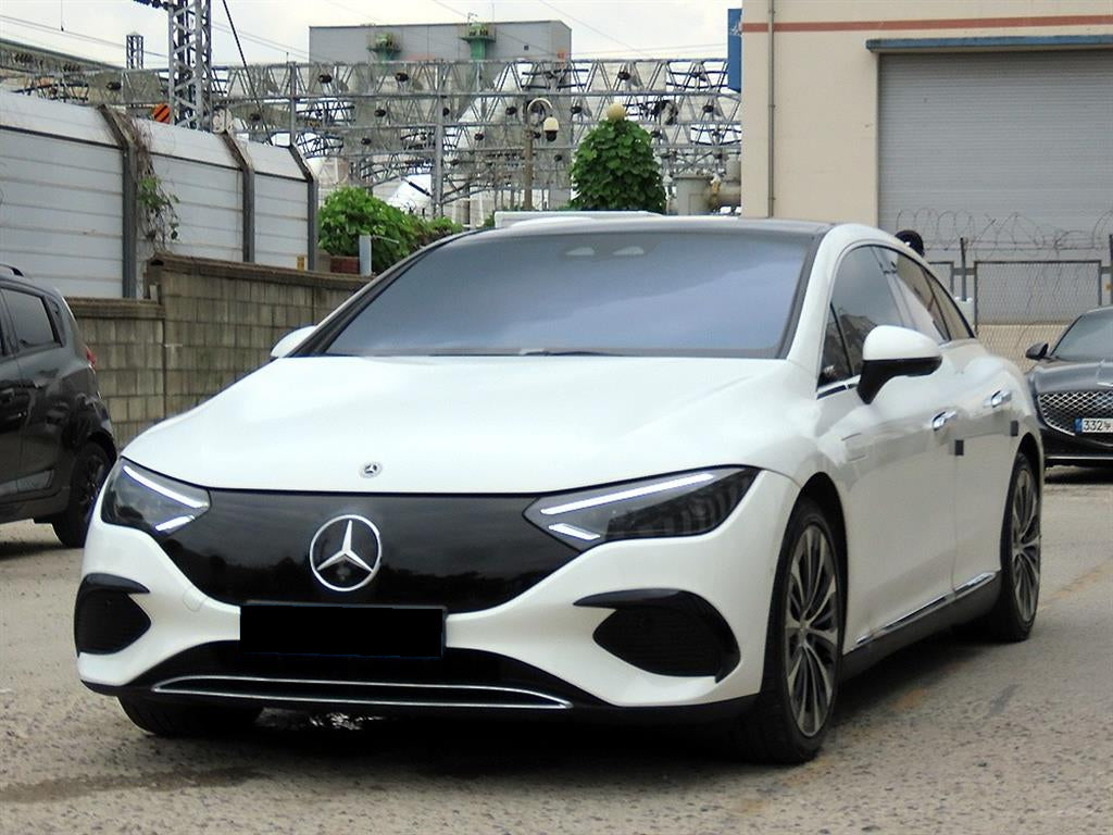 Mercedes-Benz EQE — photo 02