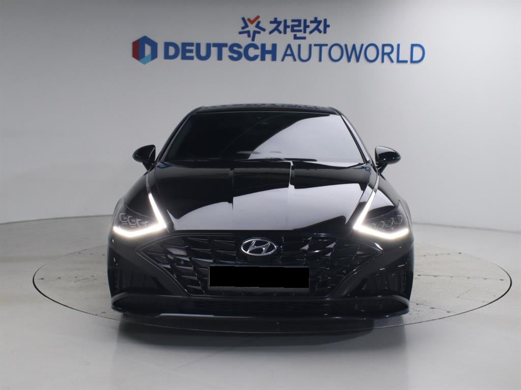 Hyundai Sonata — photo 03