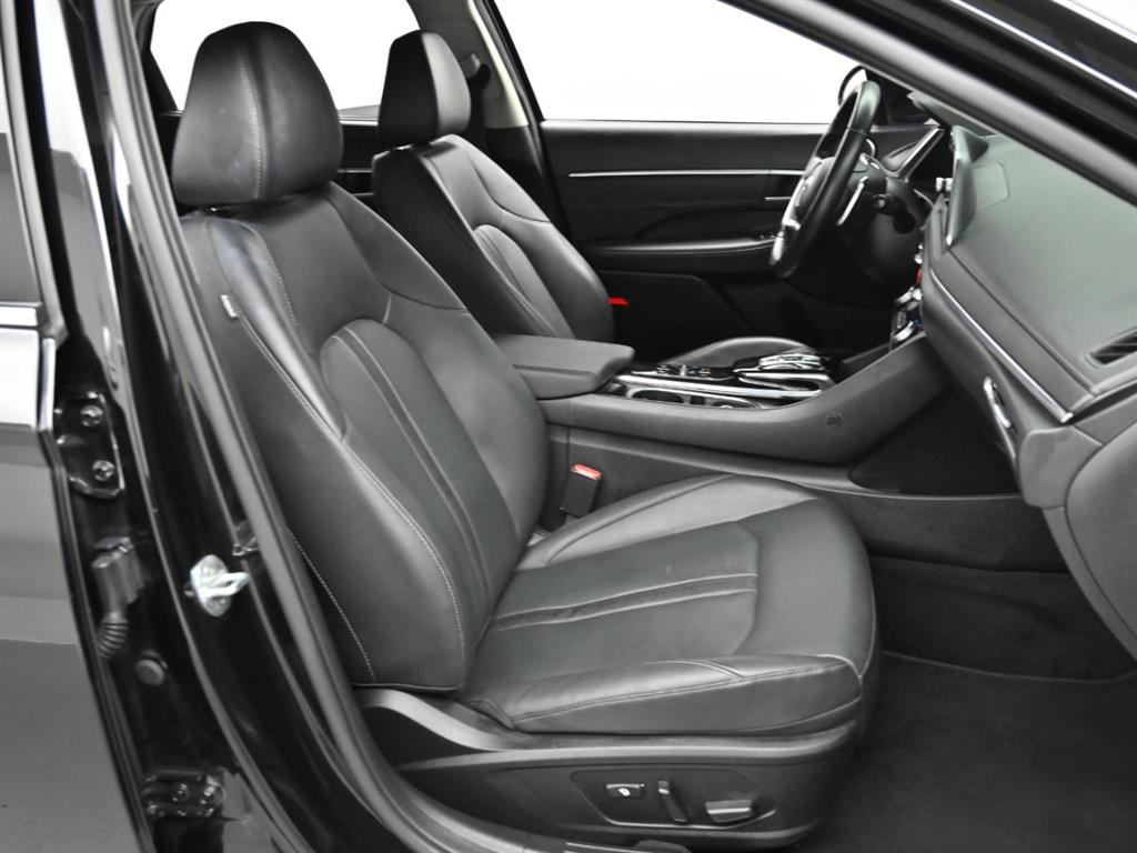 Hyundai Sonata — photo 09