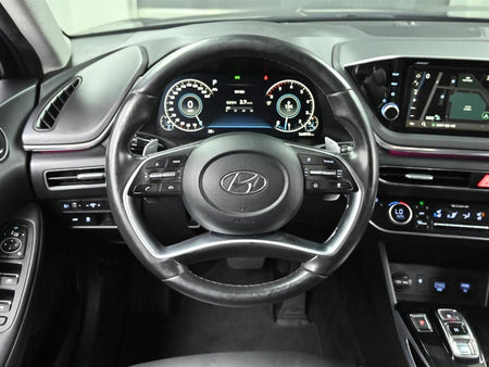 Hyundai Sonata — photo 12