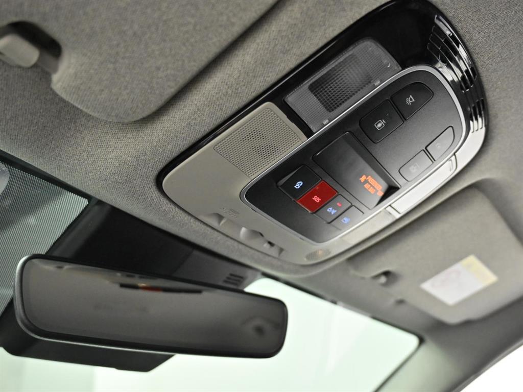 Hyundai Sonata — photo 17