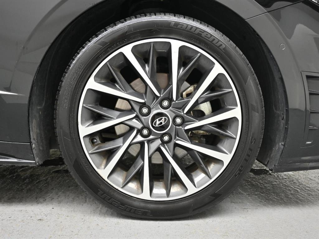 Hyundai Sonata — photo 19