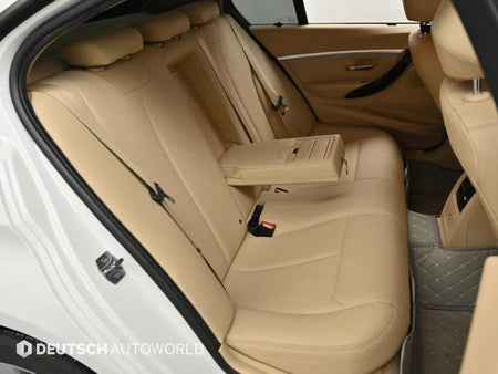 BMW 3-Series — photo 12