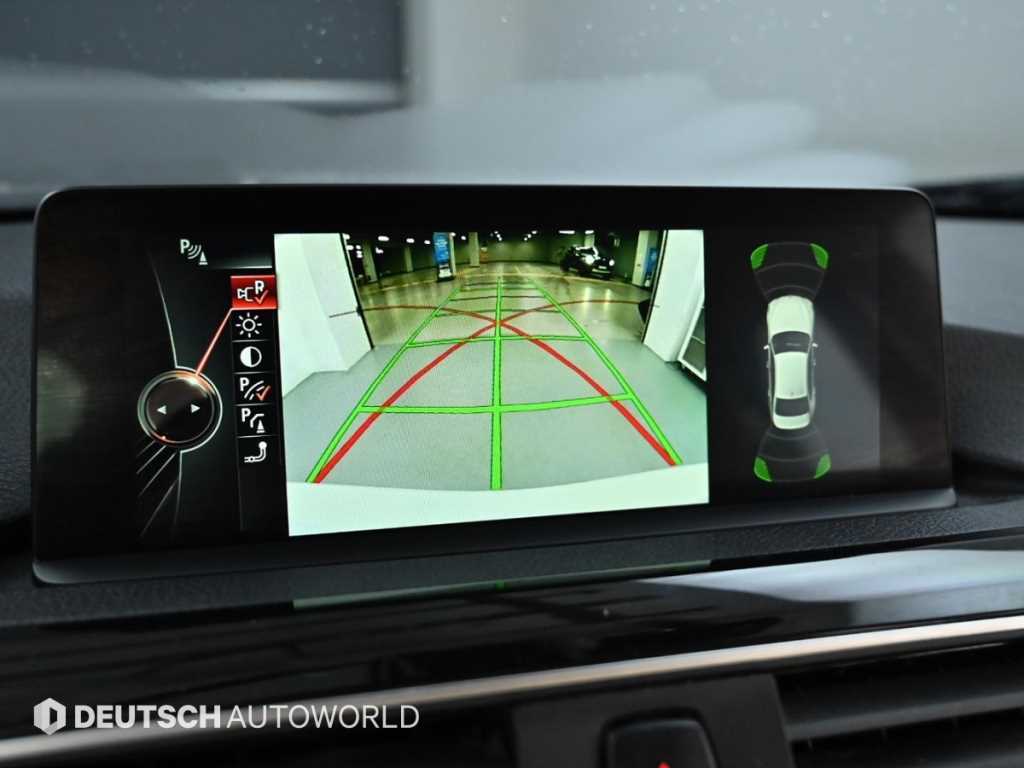 BMW 3-Series — photo 15