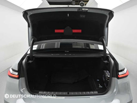 BMW 7-Series — photo 05