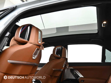 BMW 7-Series — photo 11