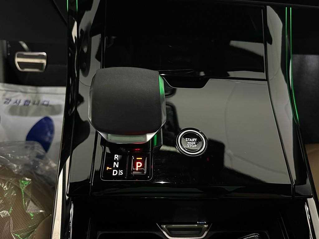 Land Rover Range Rover Sport — photo 12
