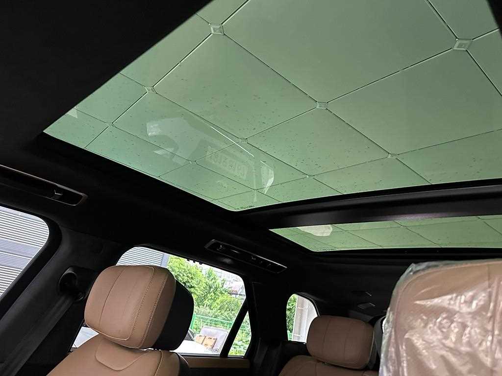 Land Rover Range Rover Sport — photo 16