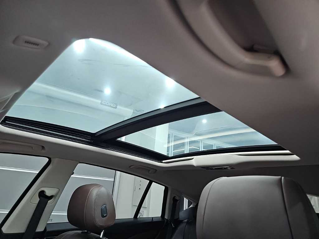BMW Gran Turismo — photo 14