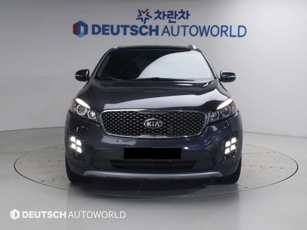 Kia Sorento — photo 03