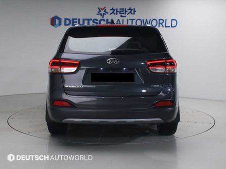 Kia Sorento — photo 04
