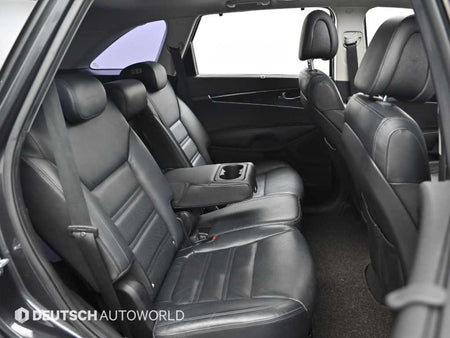 Kia Sorento — photo 12