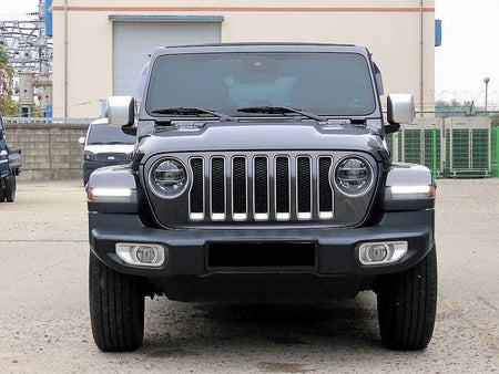 Jeep Wrangler — photo 02