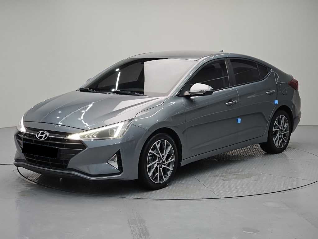 Hyundai Avante — photo 01