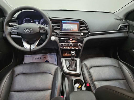 Hyundai Avante — photo 07