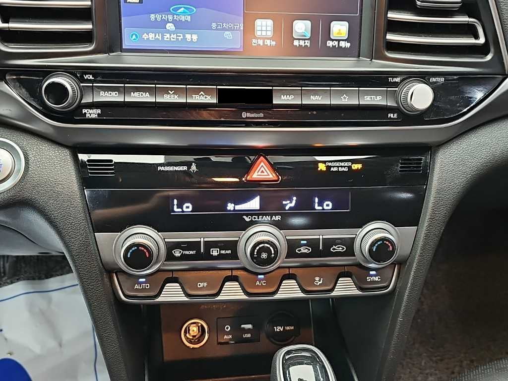 Hyundai Avante — photo 10