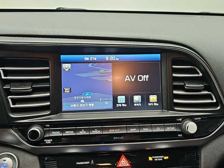Hyundai Avante — photo 13