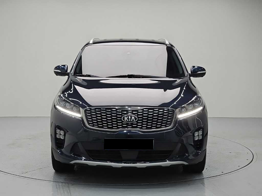 Kia Sorento — photo 02