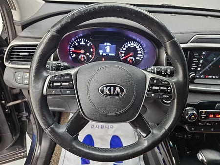 Kia Sorento — photo 09