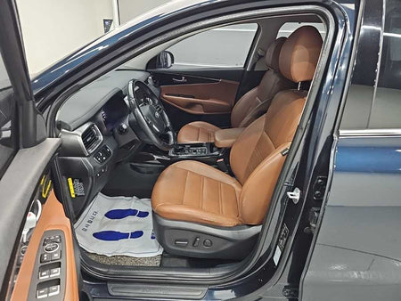 Kia Sorento — photo 11