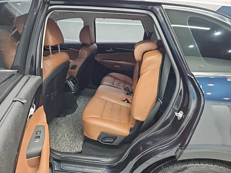 Kia Sorento — photo 12